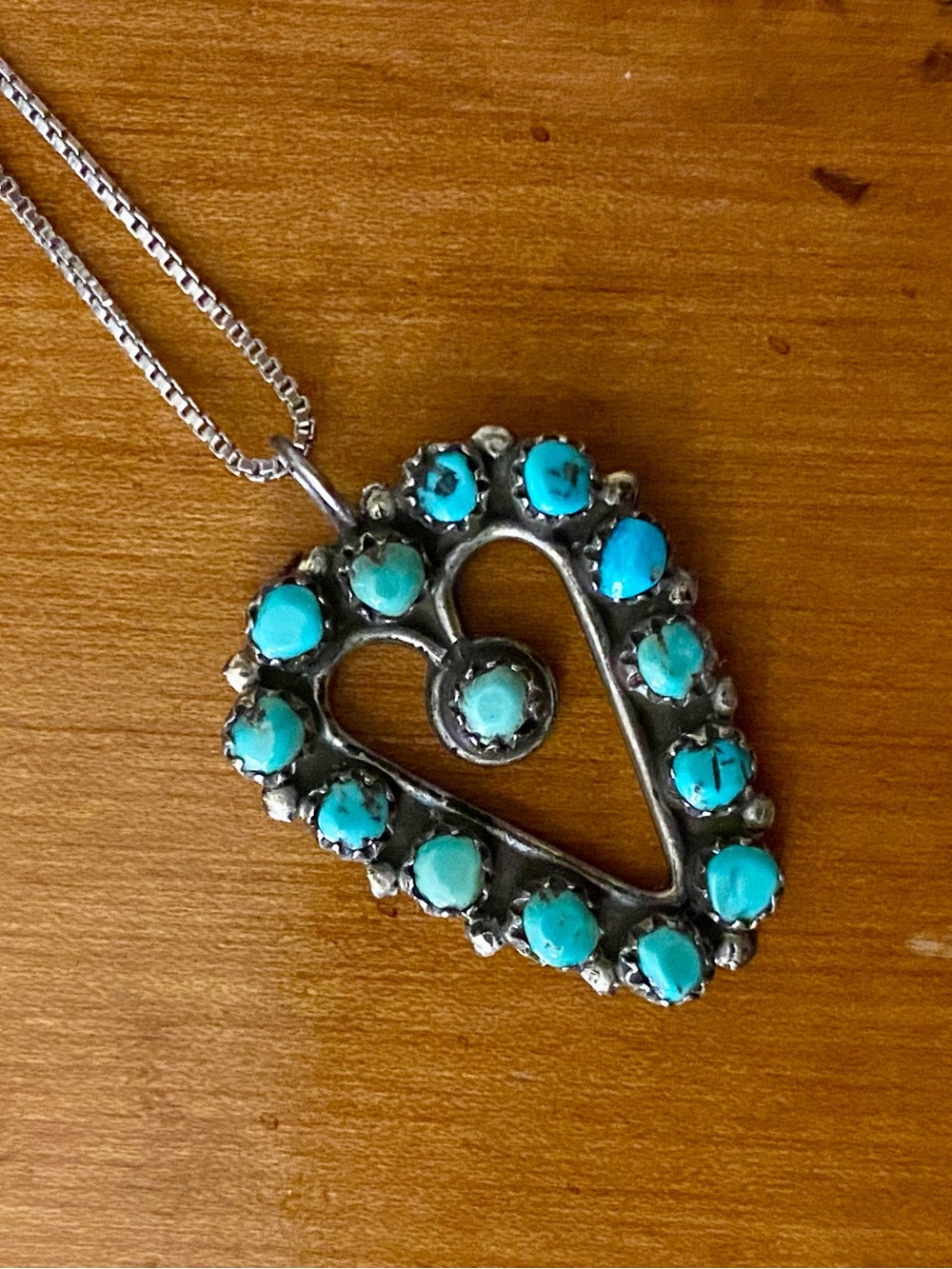Vintage Native American Sterling Silver & Turquoise Petit Point Heart Pendant